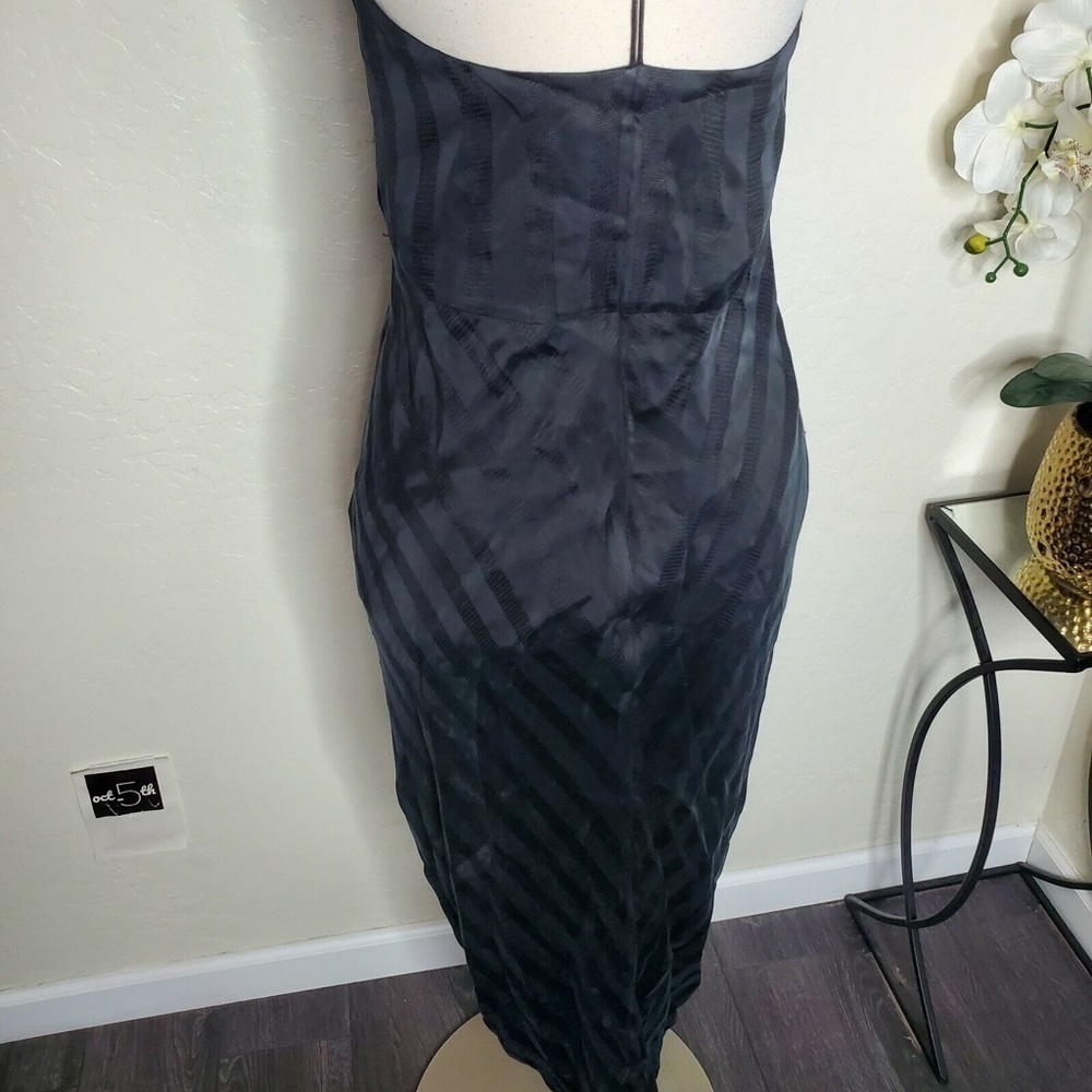 Significant Other Daphne V-Neck Cupro Midi Dress 4 in black - Picture 4 of 9